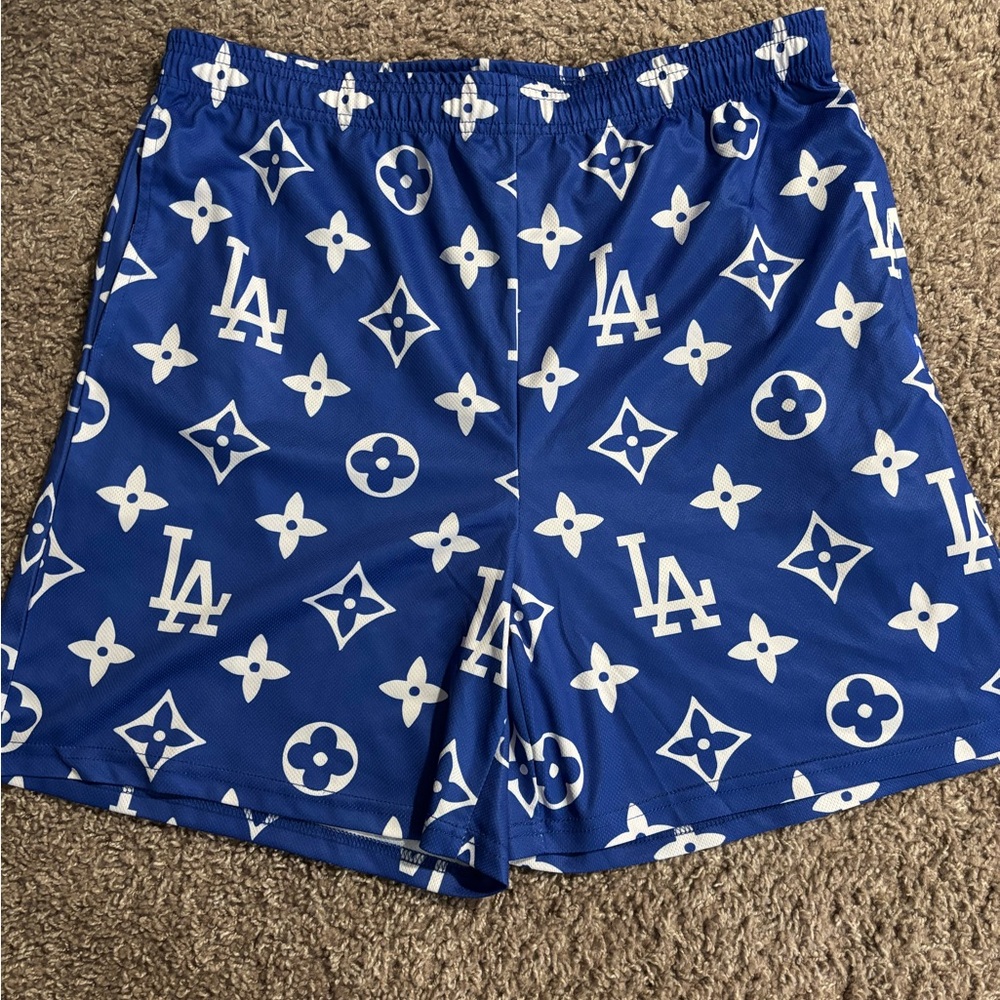 Blue LA mesh shorts size xl